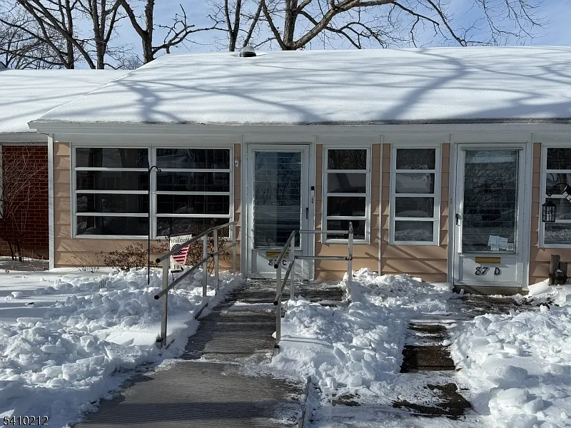 87C Dorchester Dr #1003 photo 1