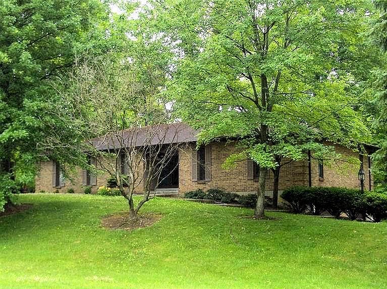 1st image of 9628 Holly Leaf Cir