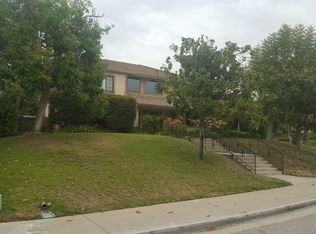 1621 Crestview Rd, Redlands, CA 92374