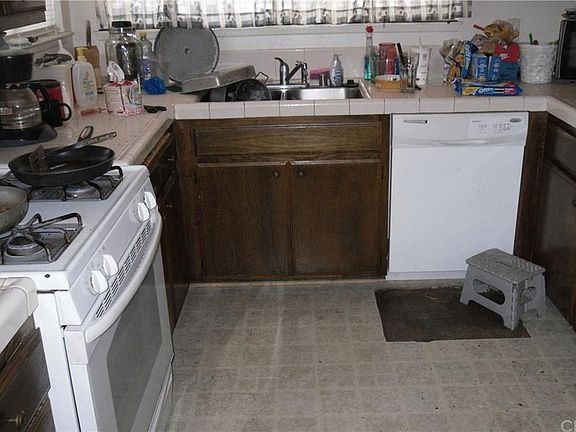 4th image of 29122 Allan St
