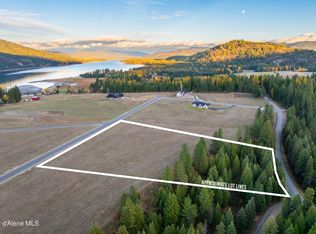 8 Fortune Way, Priest River, ID 83856