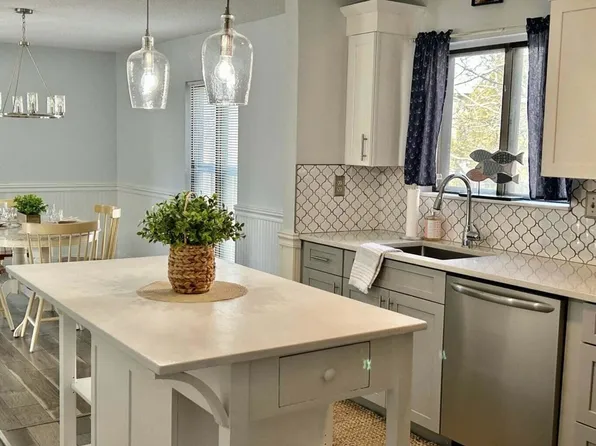 800 Bearses Way #1SB, Barnstable, MA 02630