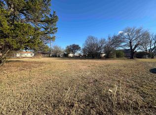 104 N 1st St, Duncan, OK 73533