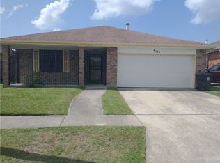 6115 Erin Dr, New Orleans, LA 70126
