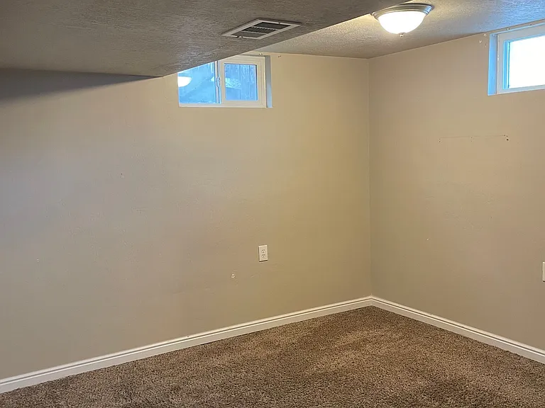 9323 S Jean Dr — Photo 9