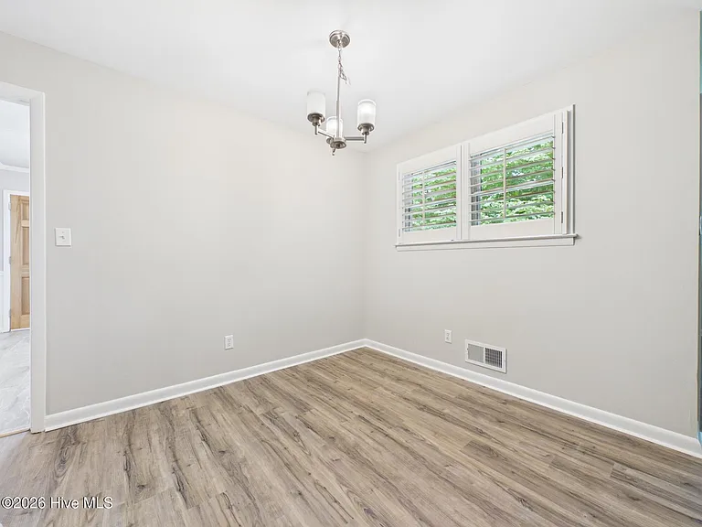 6513 Pleasant Pines Dr — Photo 11