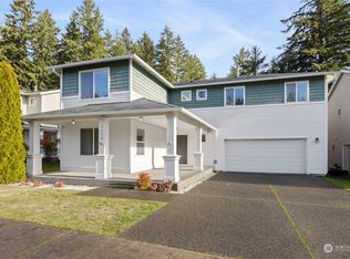 1350 Burnside Pl, Dupont, WA 98327