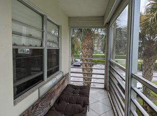 225 Dorset Dr, Boca Raton, FL 33434