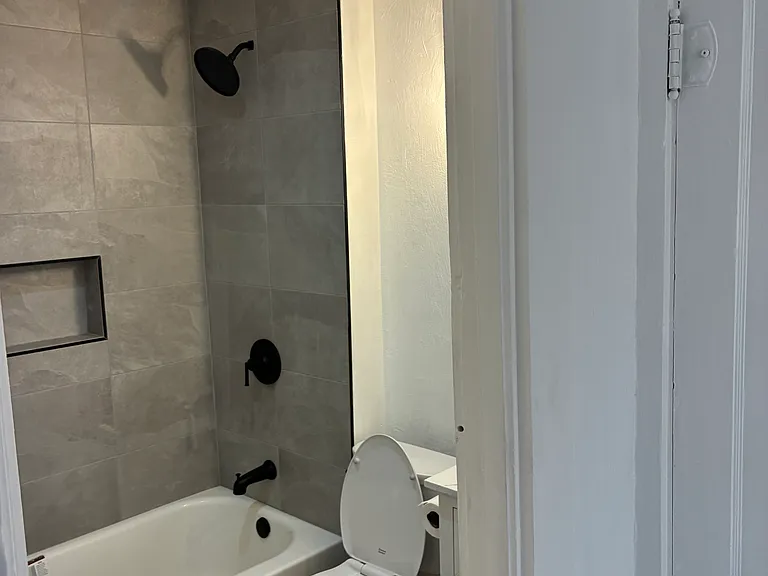125 Pierce Ave — Photo 8