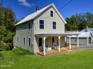 21 Smith St, Warrensburg, NY 12885