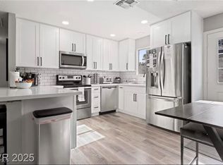 461 S Chesapeake Way, Henderson, NV 89015