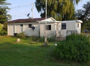 6115 W 104th St, Fremont, MI