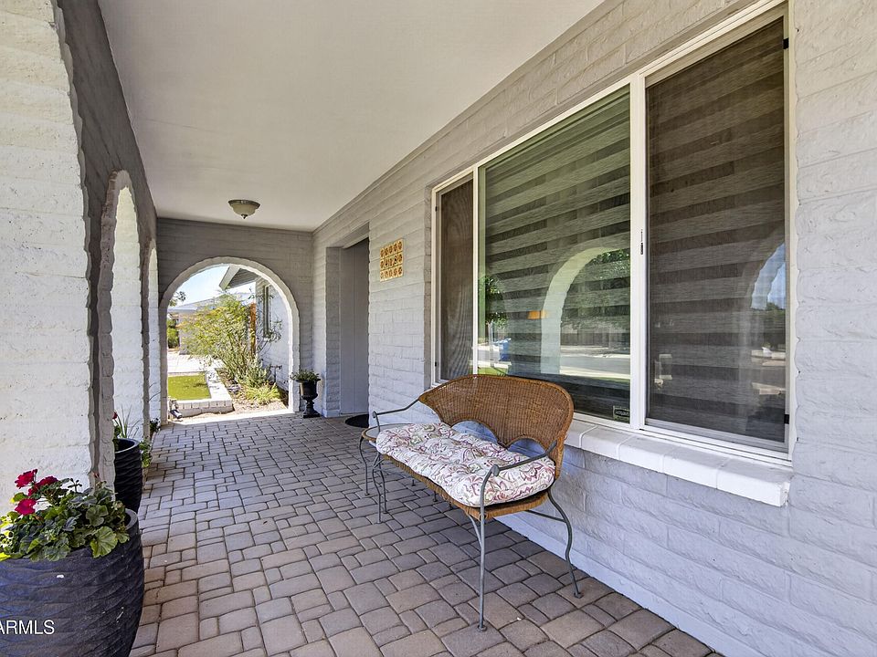 1st image of 418 W JASPER Drive W