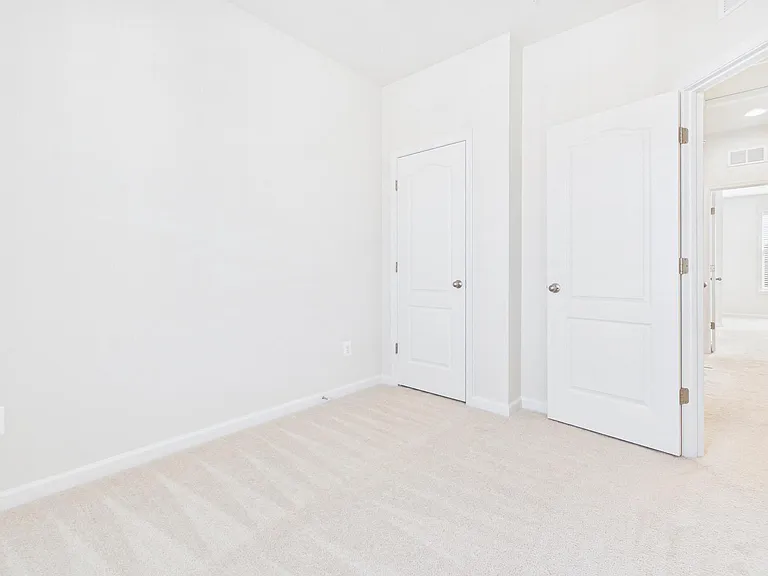33 Chester Ct — Photo 42