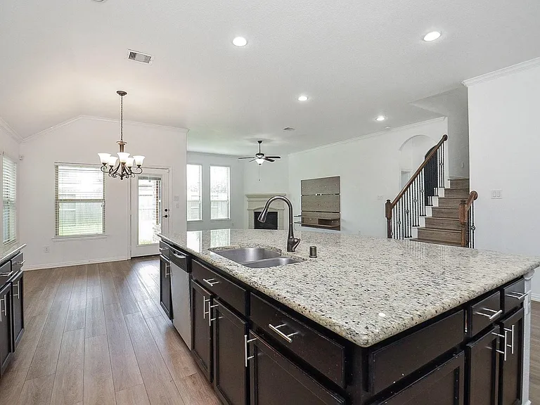 14806 Raleighs Meadow Ct — Photo 9