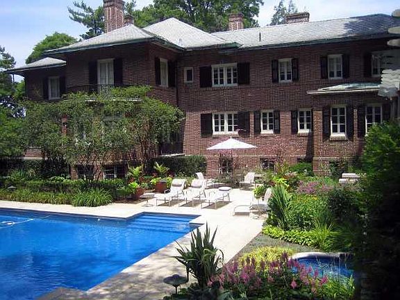 2nd image of 78 Park Dr