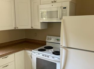 69 Bradley Corners Rd, Madison, CT 06443