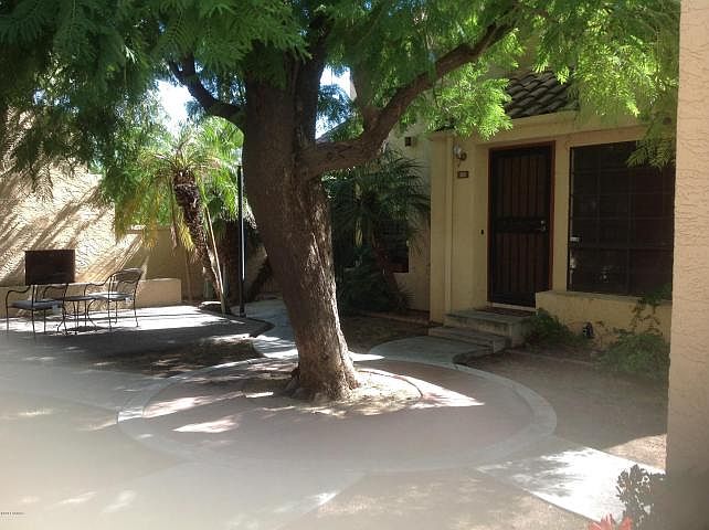 1st image of 1025 E Highland Ave Unit 33