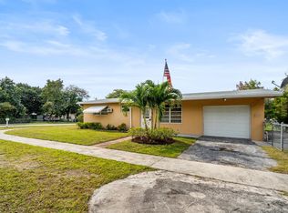 6135 Call St, Hollywood, FL 33024