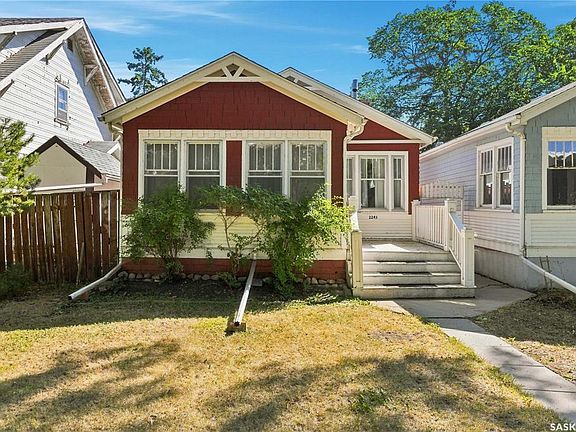 2nd image of 2243 Montreal STREET