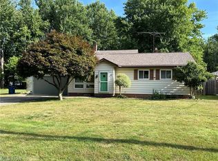 38509 Bell Rd, Willoughby, OH 44094