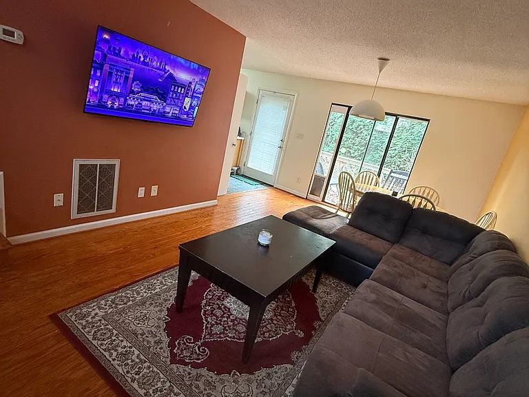 505 Fostoria Ct — Photo 19