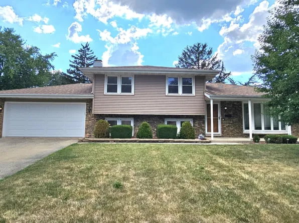 611 Kungs Way, Joliet, IL 60435