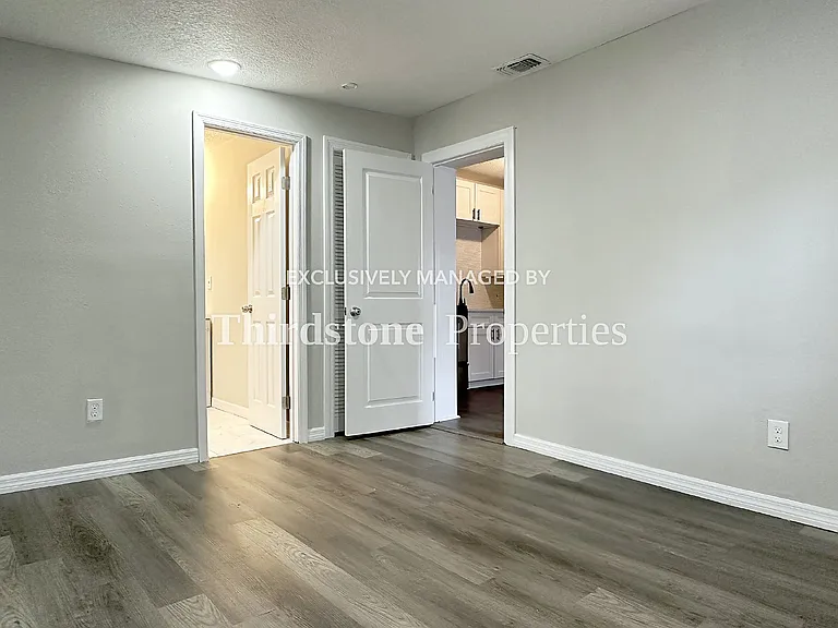 3347 Phyllis St — Photo 13