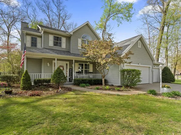53225 Sugar Maple Ct, Bristol, IN 46507