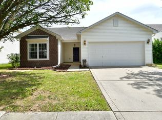 9709 Gibbon Ln, Avon, IN
