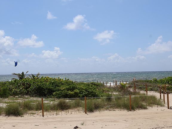 4th image of 2000 S Ocean Blvd APT Lg