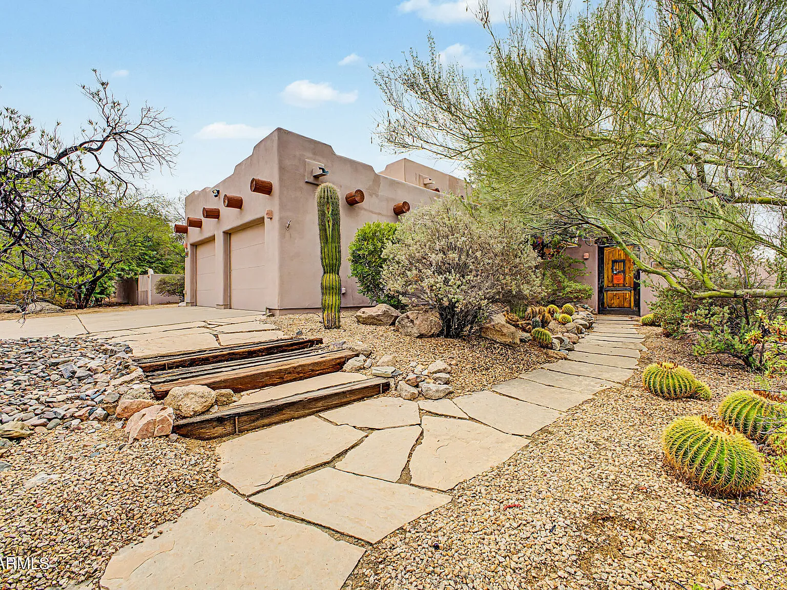 3 bed, 3.5 bath, 2622 sqft, $6,499 — Photo 2