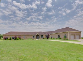 4500 Paradise Rd, Seville, OH 44273