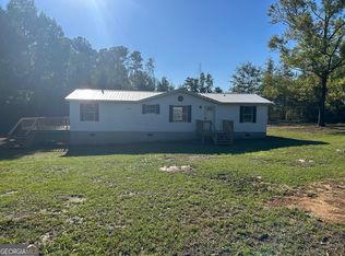 119 Pineland Estates Rd, Cochran, GA 31014