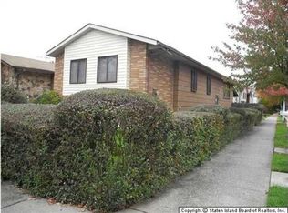 266 Tanglewood Dr, Staten Island, NY 10308