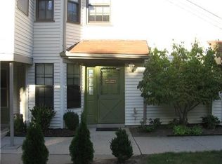 1901 Bayhead Dr, Parlin, NJ 08859