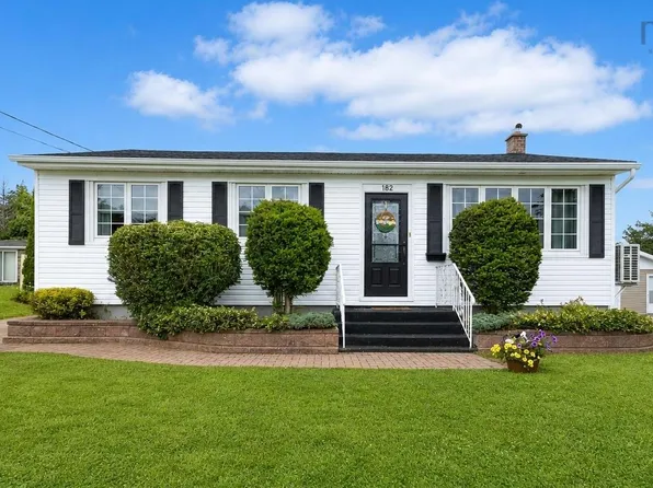 182 Leeside Dr, Coxheath, NS B1R 1S6