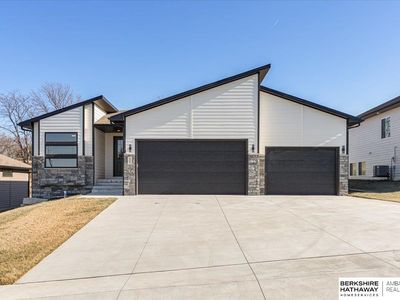 909 S Lakeview Way, Ashland, NE, 68003