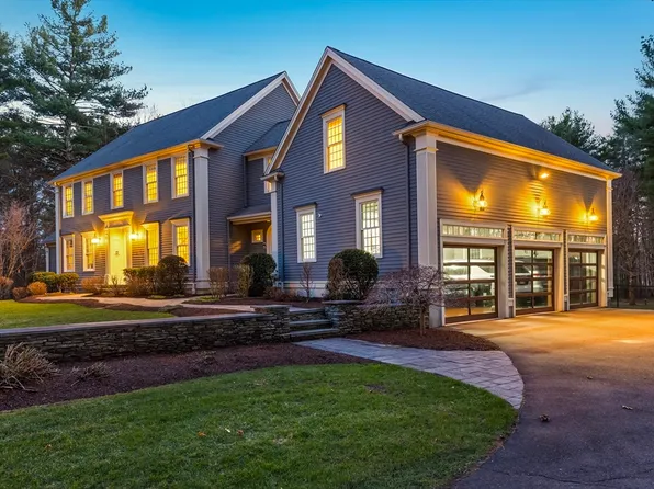 15 Downing Dr, Norton, MA 02766