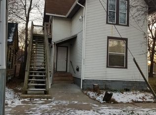 809 2nd Ave #2, Rockford, IL 61104