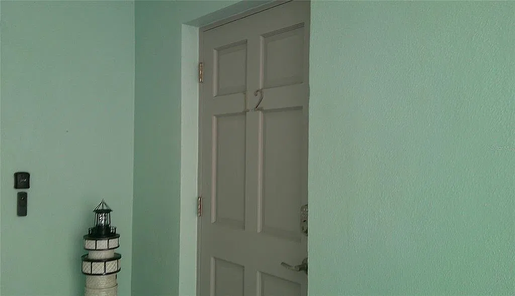 1 bed, 1.0 bath, 560 sqft, $1,600 — Photo 2