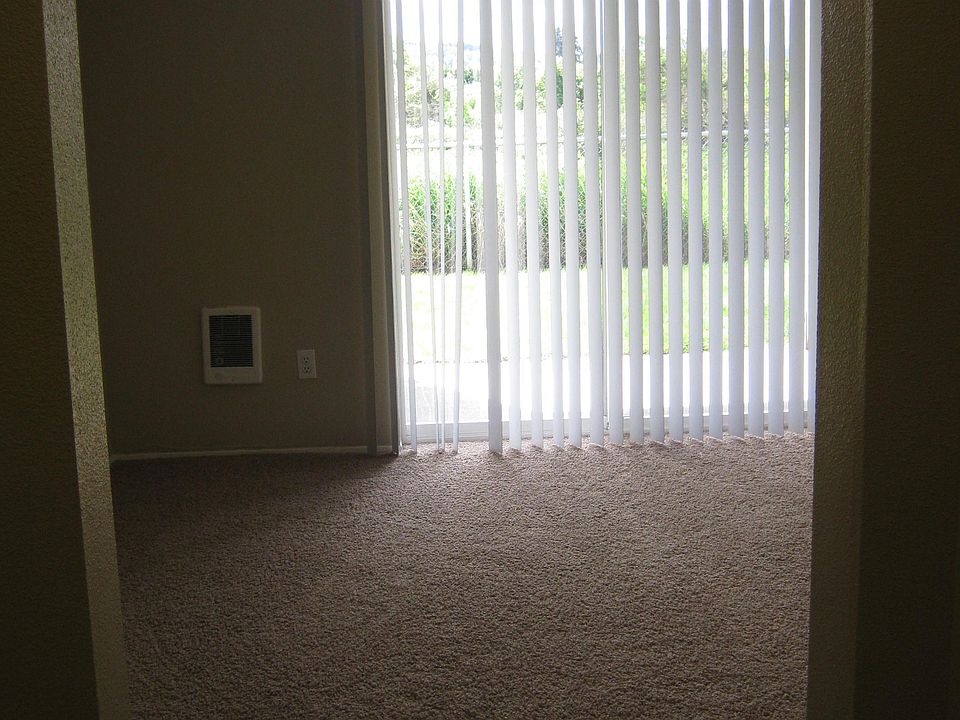 3 bedroom: bedroom to patio area