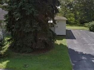 3 Warren Rd, Auburn, MA 01501