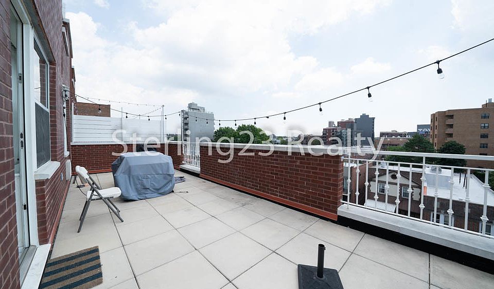1st image of 25-50 Crescent St #5F