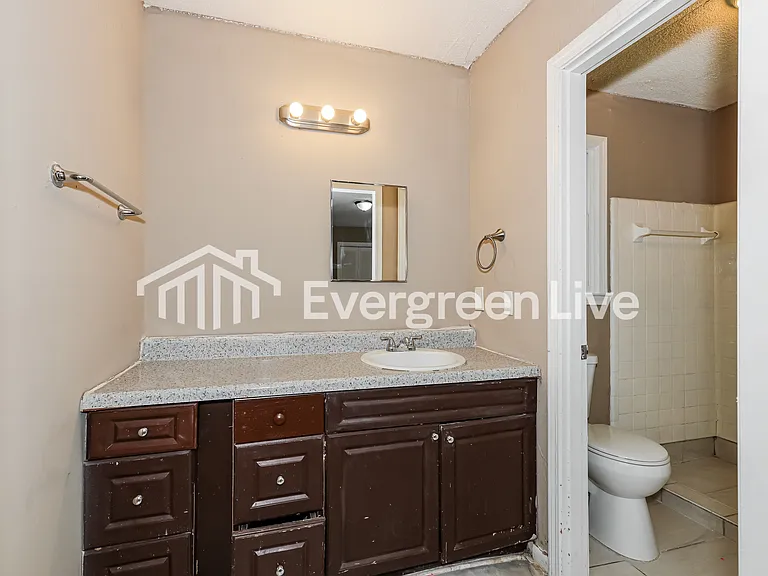 3301 Padgett Rd — Photo 9