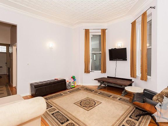 5th image of 1635 N Ashland Ave #2JC