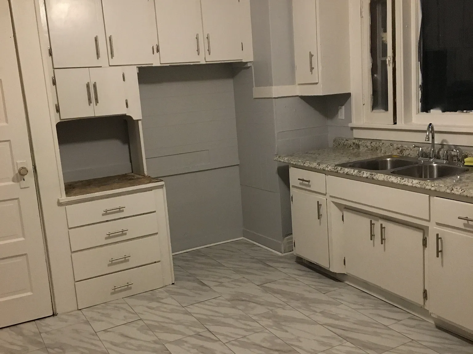 3 bed, 1128 sqft, $1,550 — Photo 2