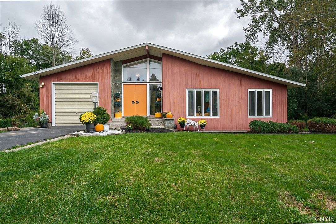 8016 Thompson Rd, Cicero, NY 13039 Zillow