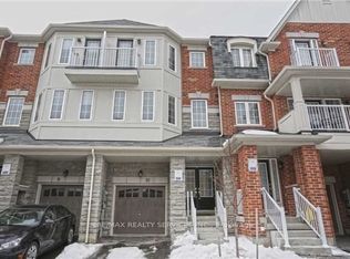10 Rabbit Run Way, Brampton, ON L6Z 0J2