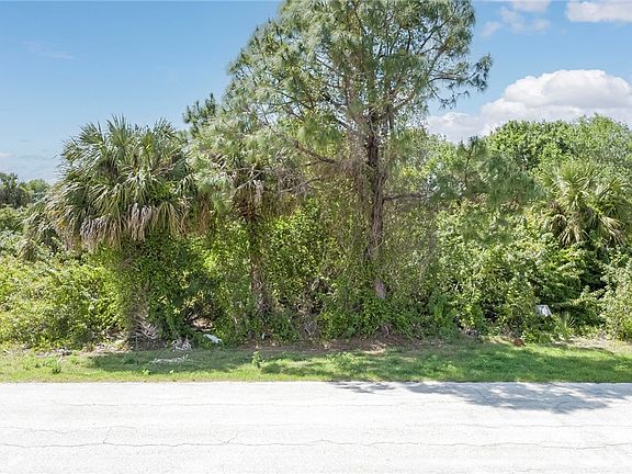 2nd image of 6035/6037 Latimer Ave